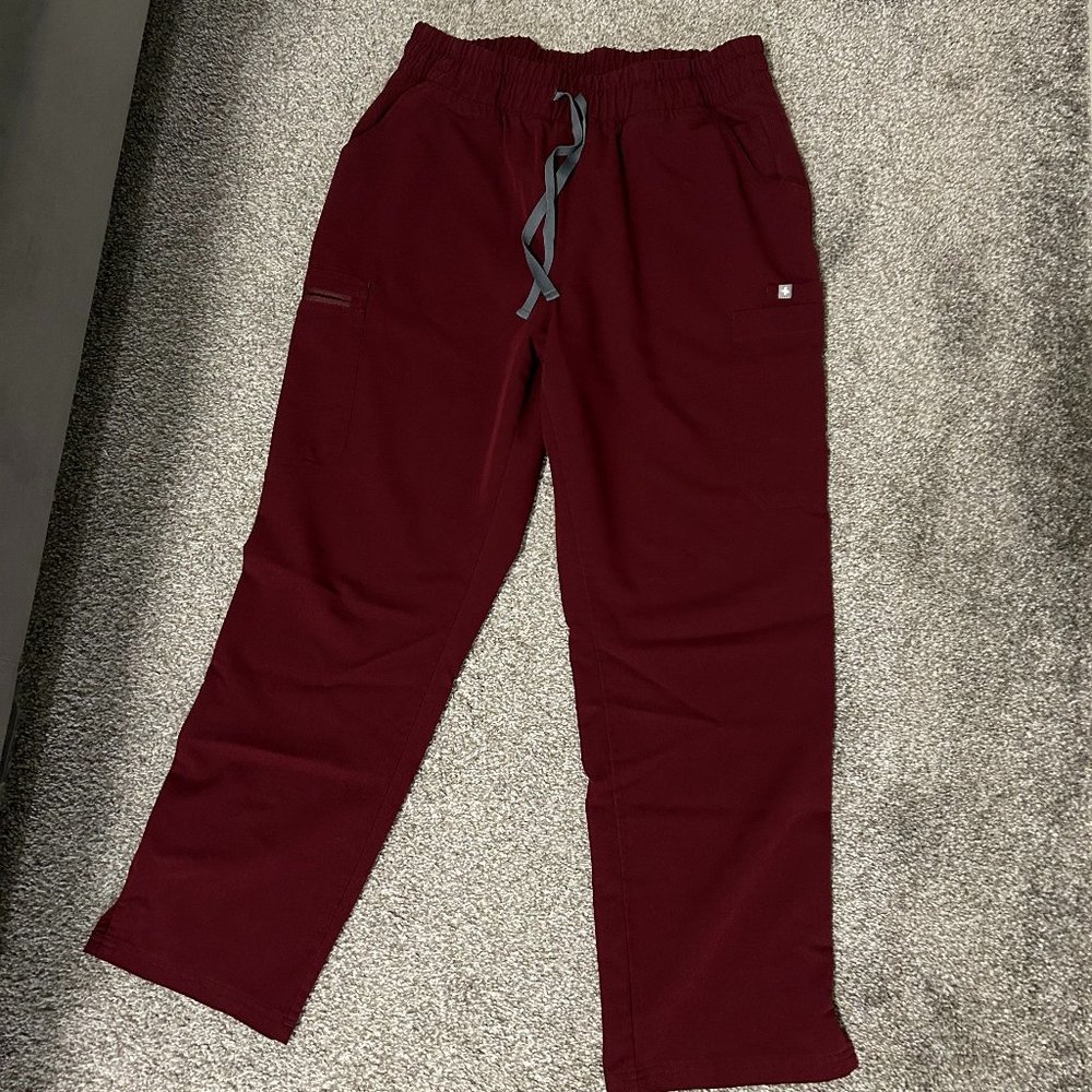 Figs burgundy scrub pant size LP